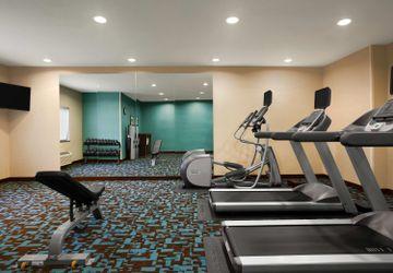 Fairfield Inn & Suites Lansing West Delta Center Township Bagian luar foto