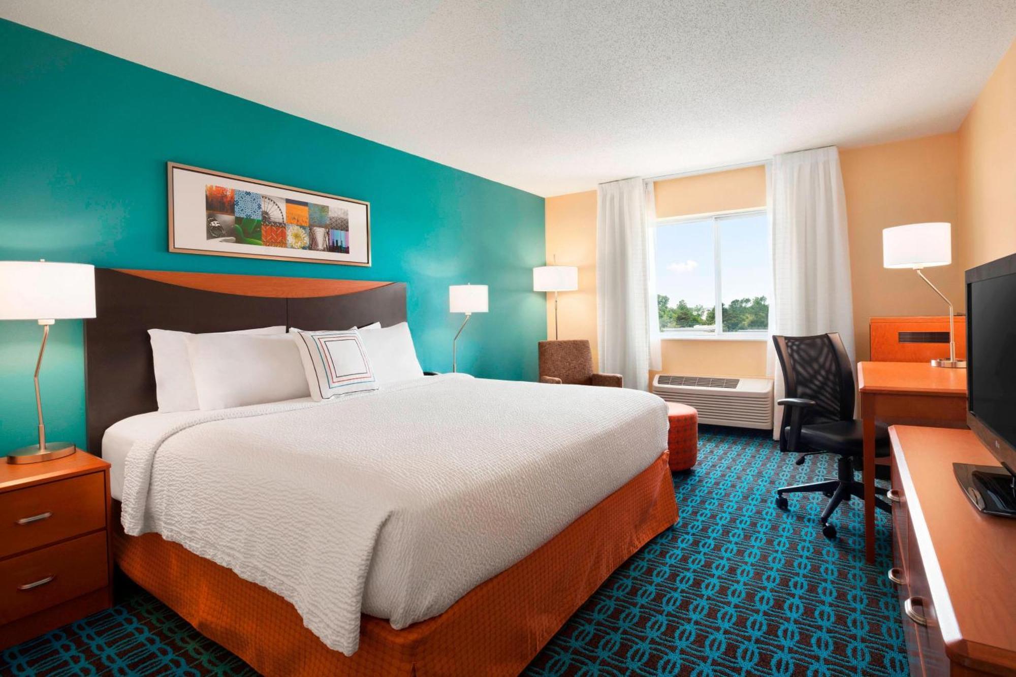 Fairfield Inn & Suites Lansing West Delta Center Township Bagian luar foto