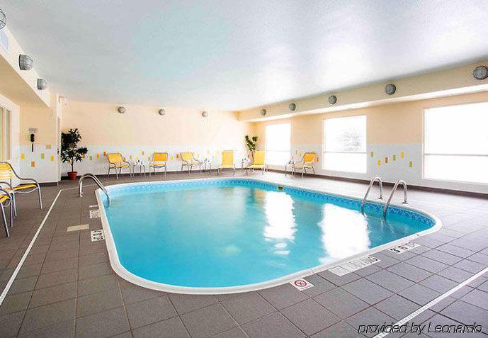Fairfield Inn & Suites Lansing West Delta Center Township Bagian luar foto