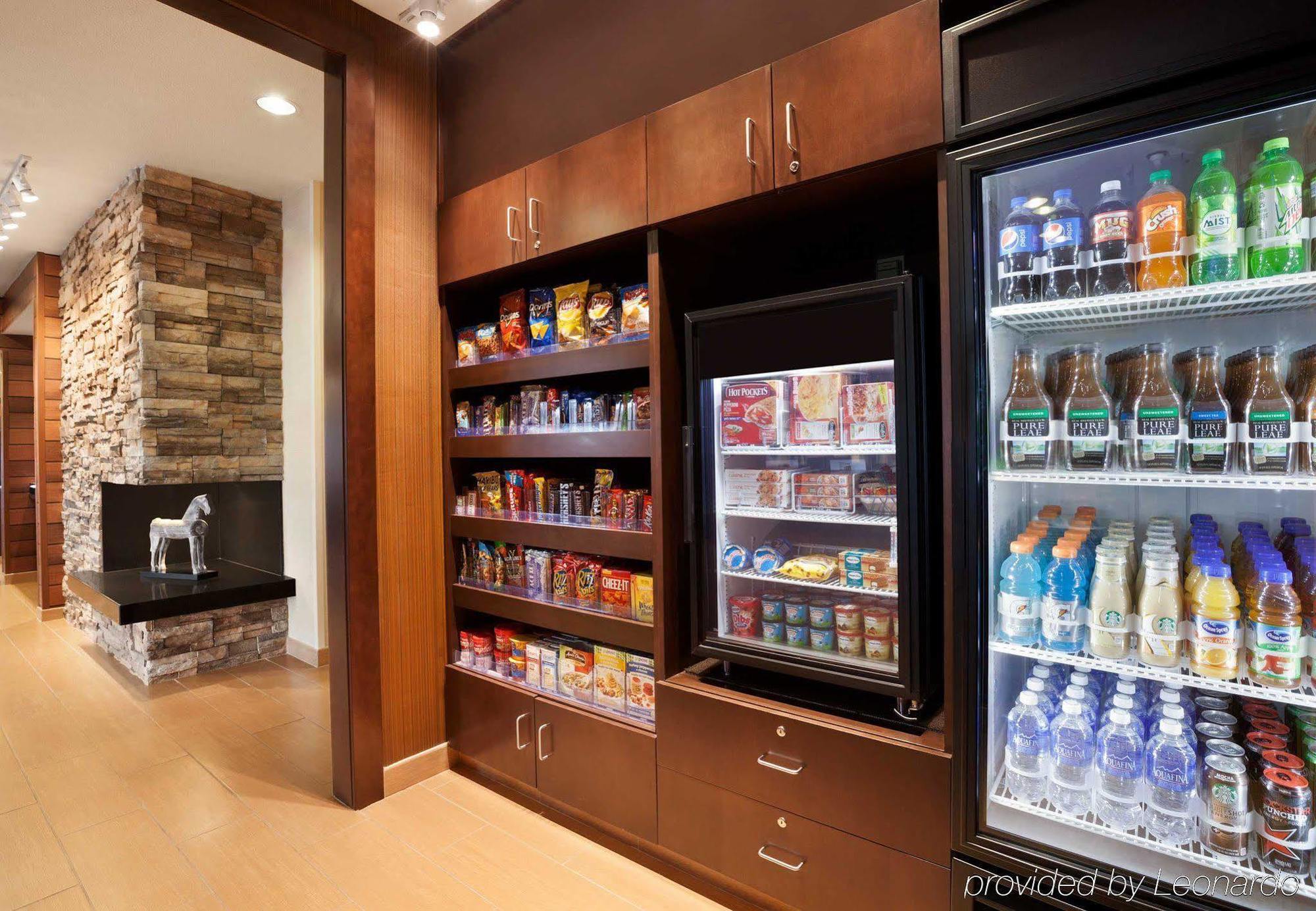 Fairfield Inn & Suites Lansing West Delta Center Township Bagian luar foto